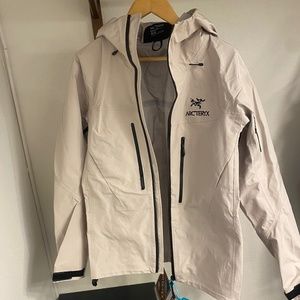 Mens Arcteryx tan wind breaker XL GORETEX
